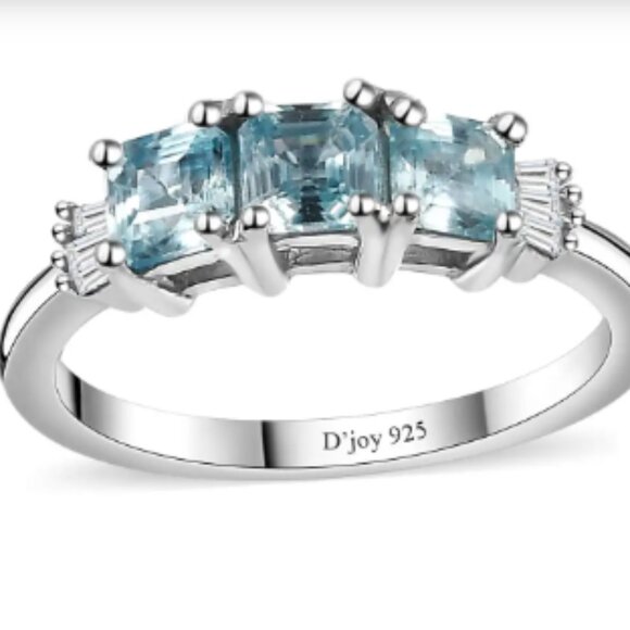 Cambodian Blue Zircon and Diamond 3 Stone Ring - Picture 1 of 5